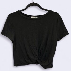 Gaze Black Twist-Front Crop Top